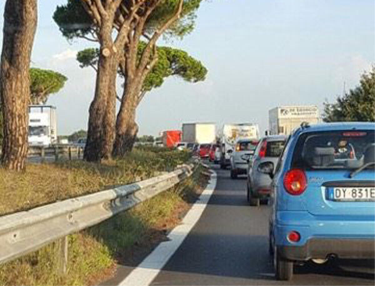Code sulla Pontina in direzione Nord: due incidenti. - 