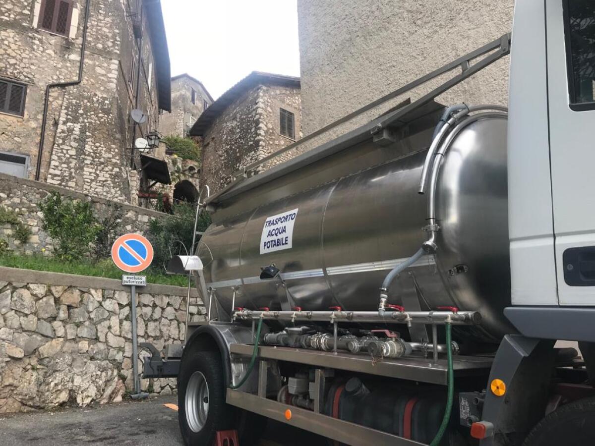 Continue interruzioni idriche: il sindaco di Sermoneta diffida Acqualatina e convoca la società. - 