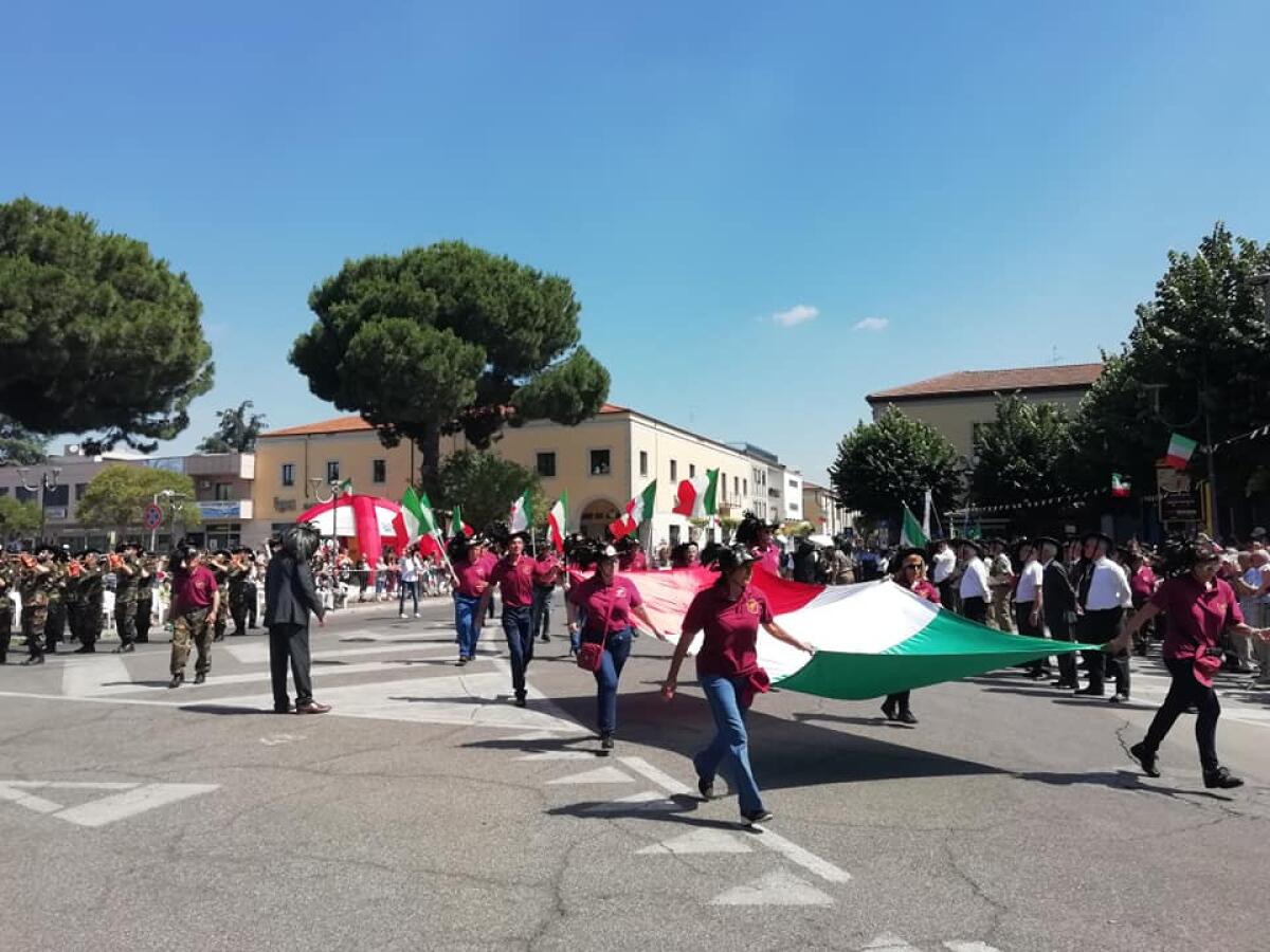 Grande festa per il Raduno provinciale dei Bersaglieri ad Aprilia - 