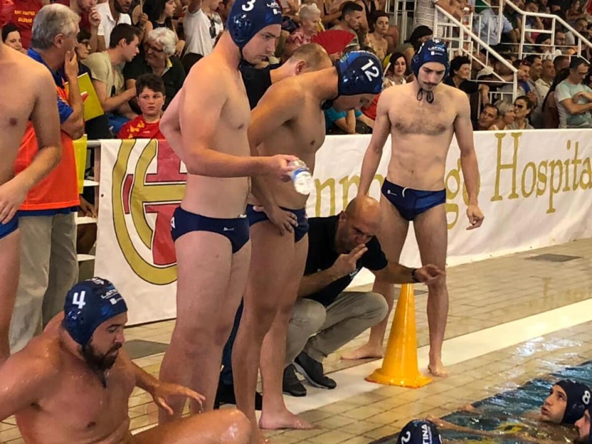 La Latina Anzio Pallanuoto spreca in gara 1, vince Salerno - 