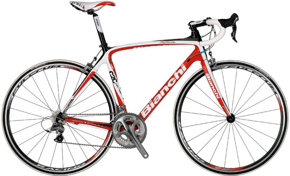 Ruba due bici e cerca di aggredire i carabinieri, arrestato - 