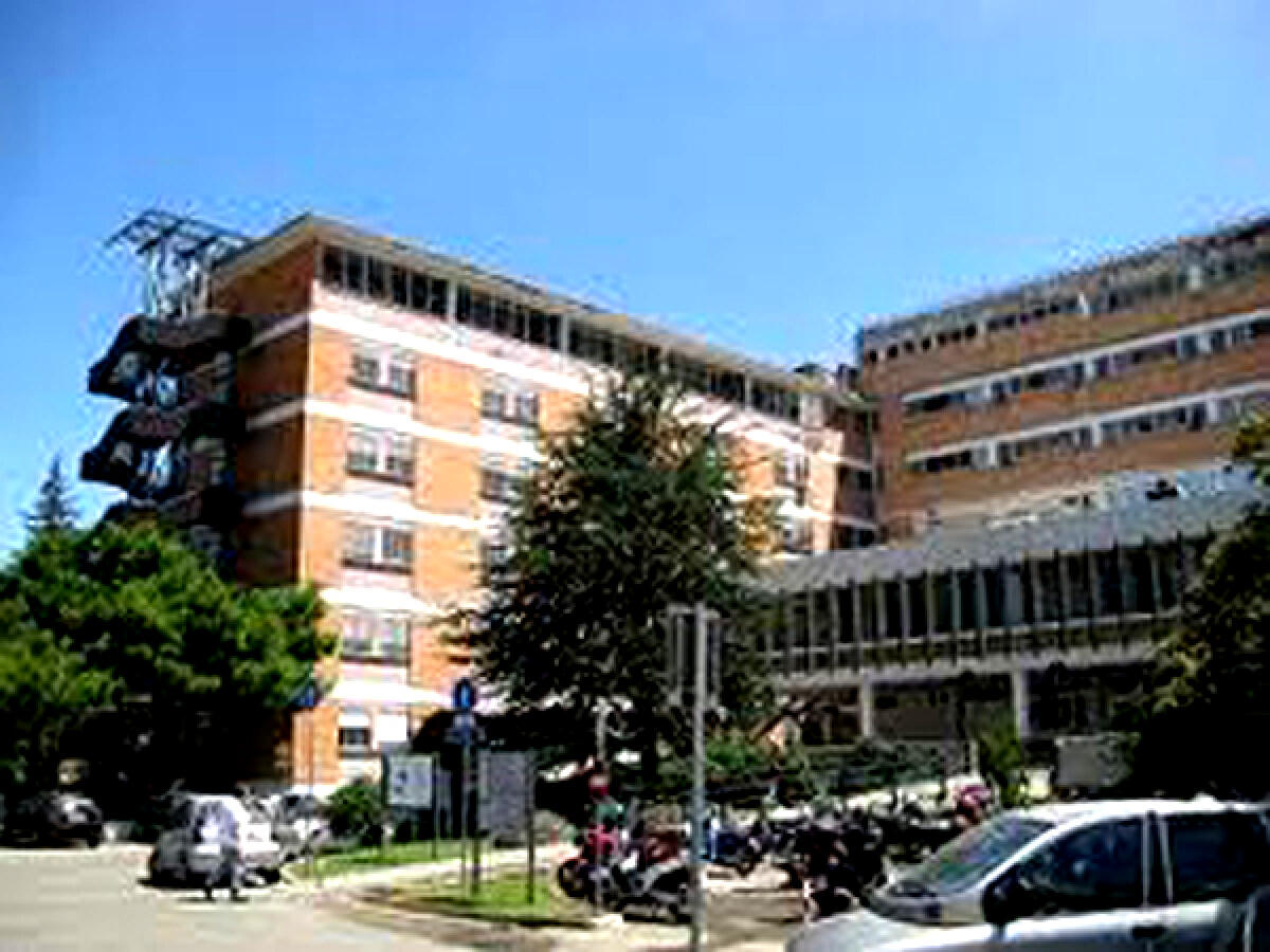 Violento scontro in viale Le Corbusier, a Latina: motociclista condotto in ospedale in codice rosso. - 