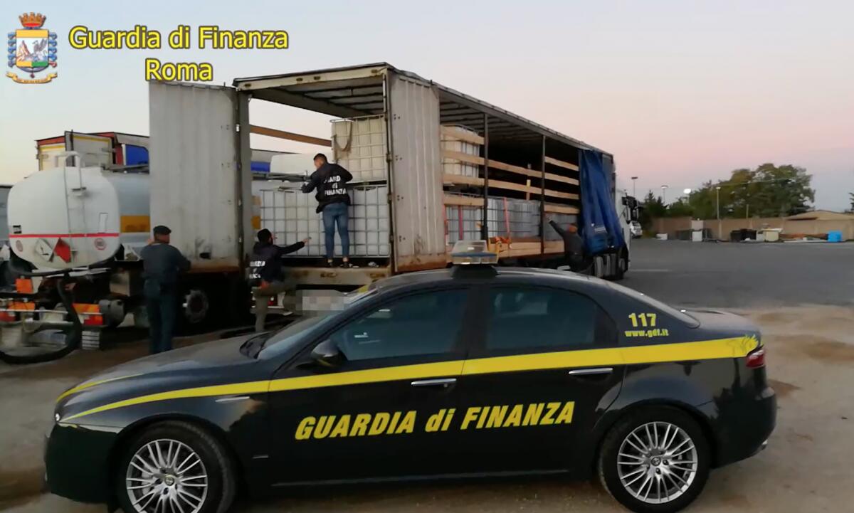 Sequestrati ad Ardea e Pomezia 100 mila litri di gasolio di contrabbando - 