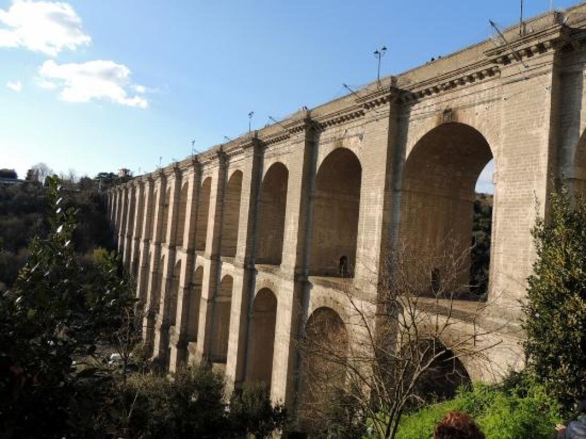 Il Ponte monumentale di Ariccia di nuovo teatro di un tentativo di suicidio. - 