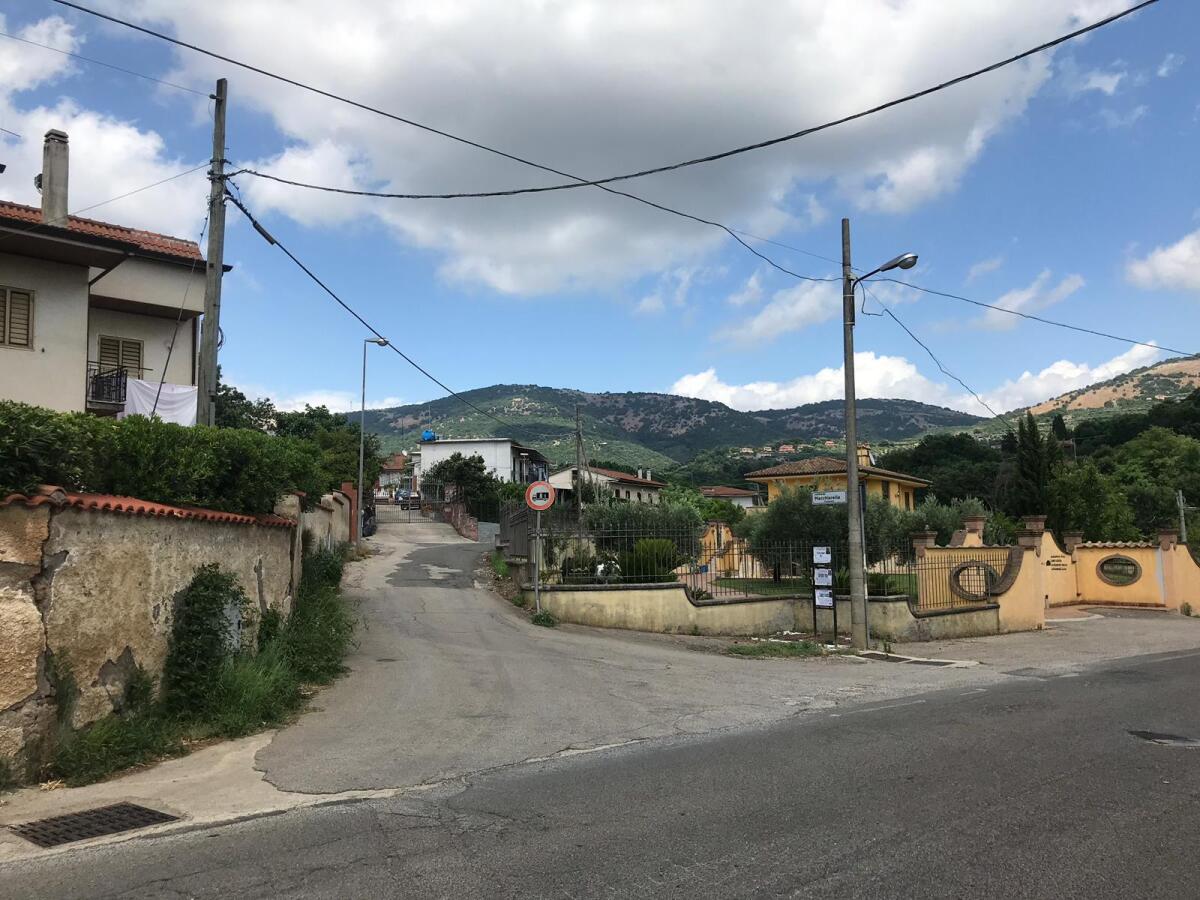 Frana sulla strada comunale di Giulianello, ok al progetto per la messa in sicurezza - 