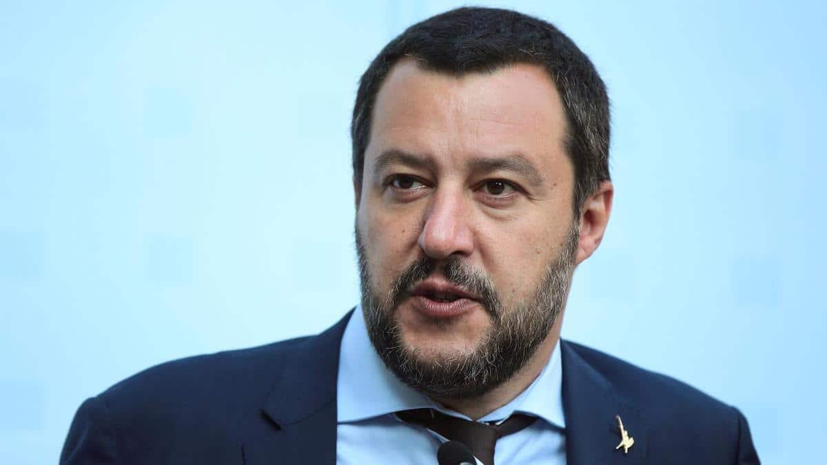 Tentata violenza sessuale a Terracina: due stranieri in manette. Il Ministro Salvini: “Grazie al Decreto Sicurezza potranno essere espulsi”. - 