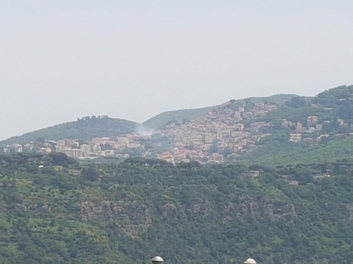 Piromani di nuovo in azione, incendi sul Monte Fiore a Rocca Priora - 