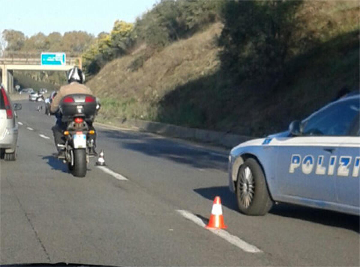 Code questa mattina sulla Pontina, in direzione Roma, per un incidente al Km 36,600. Rilievi terminati. - 