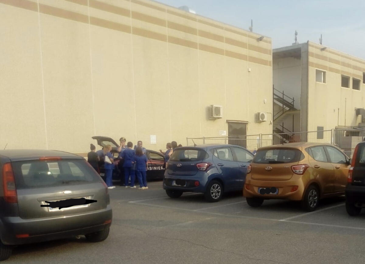 Ipercoop ad Aprilia, addette alla pulizia a rischio. La protesta - 