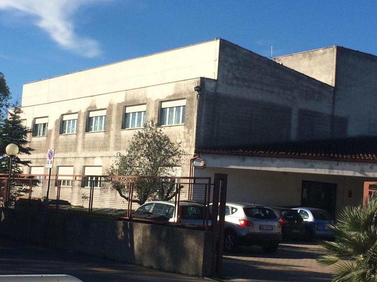 APRILIA – Manca la scala antincendio, due classi della scuola Selciatella vengono spostate provvisoriamente. - 