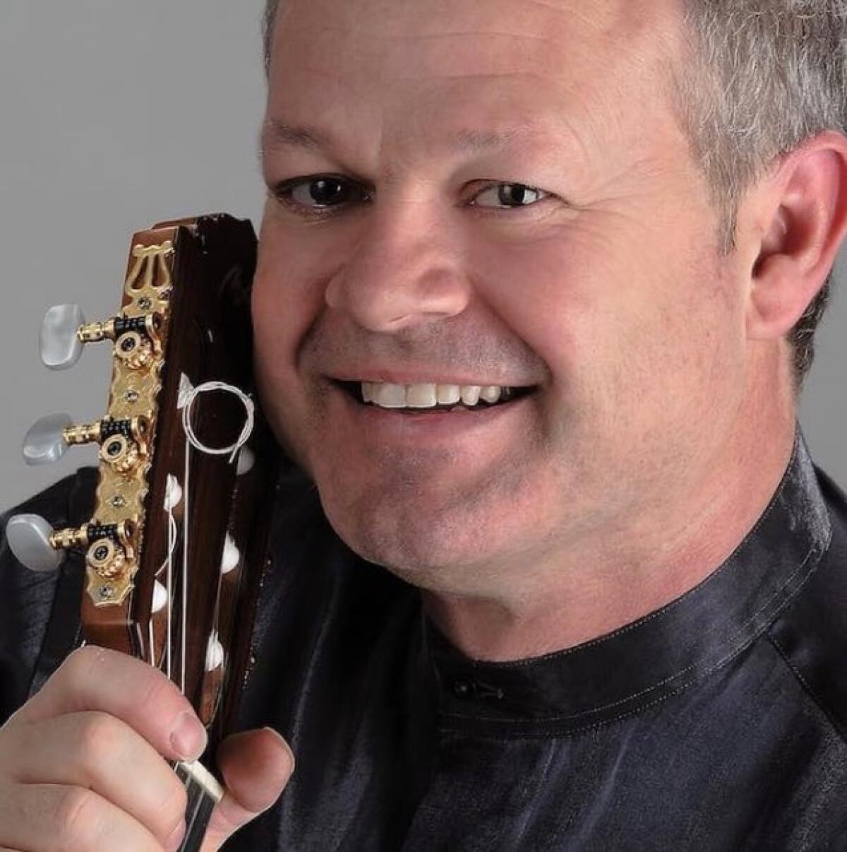 Il maestro apriliano Lorenzo Zecchin presenta il suo nuovo album “Alba Nera”, prodotto dalla “04011 Records”. - 