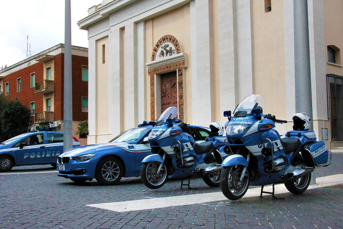 Ladri in azione nel magazzino comunale della società “Cisterna Ambiente”. - 