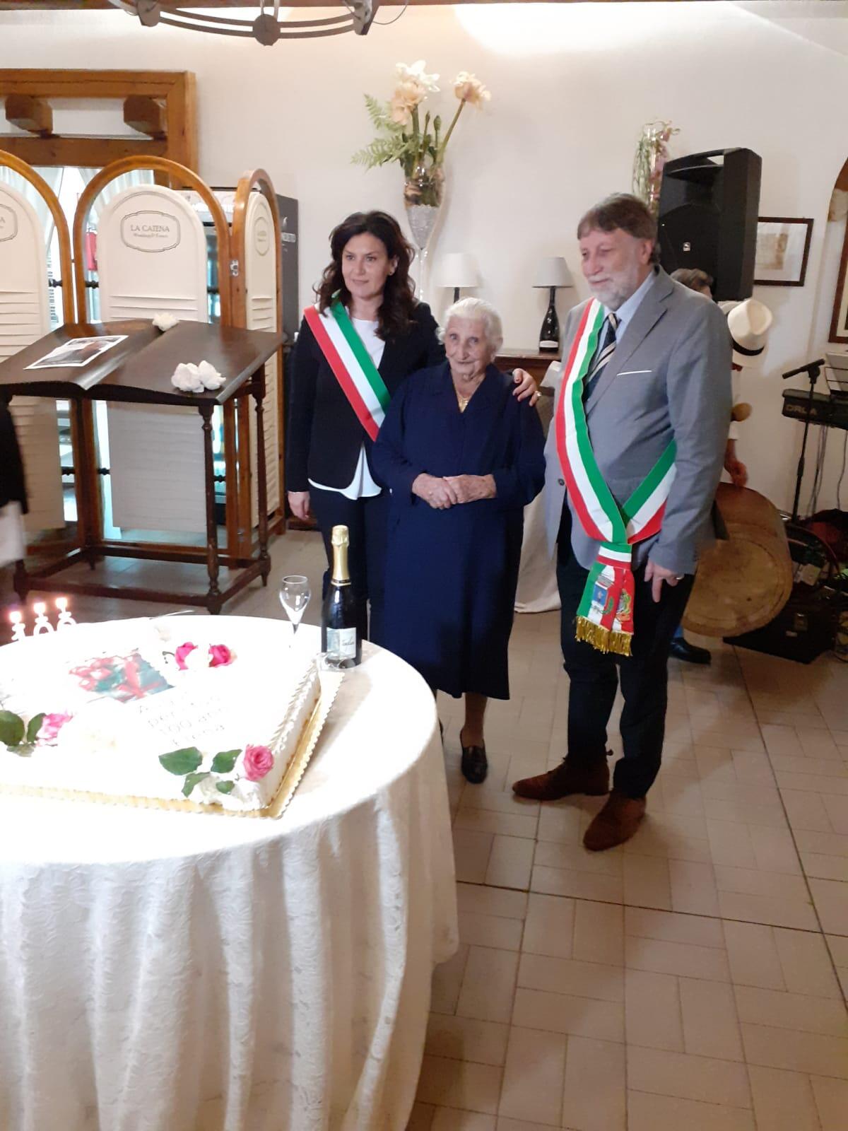 Festa a Sermoneta per i 100 anni di Adele Elena Palombo - 