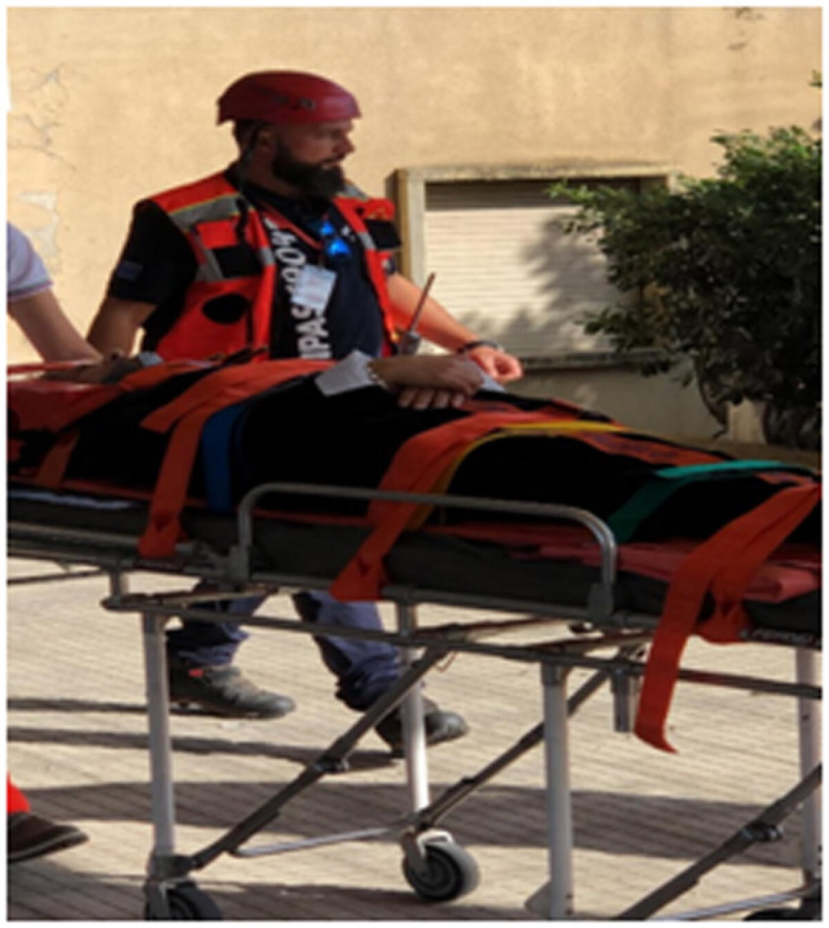 600 alunni della Garibaldi di Aprilia simulano l'emergenza - 