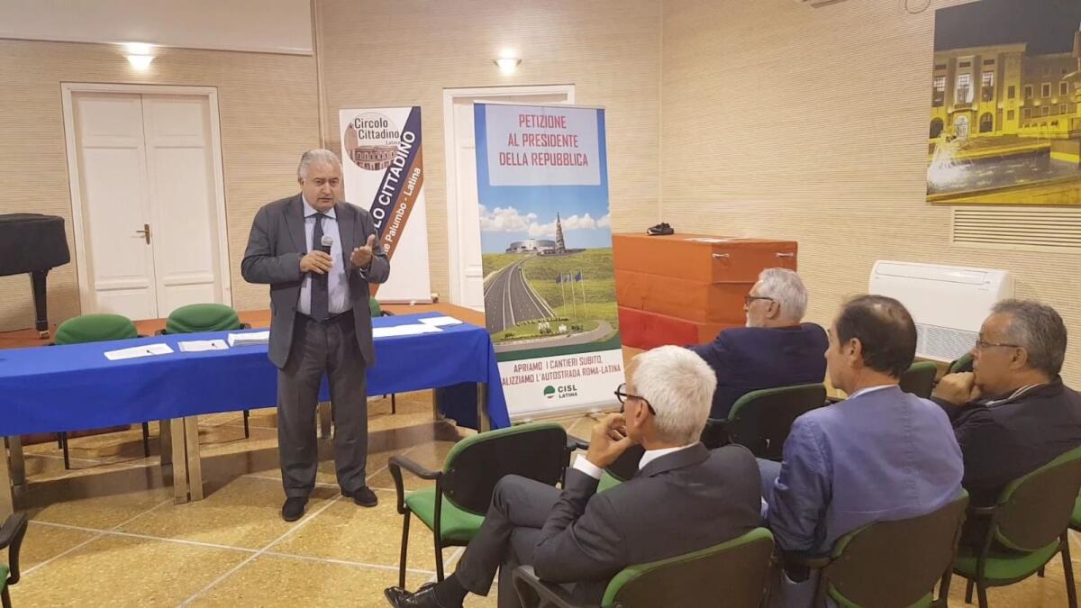Progetto dell’autostrada Roma-Latina: petizione con migliaia di firme indirizzate al Presidente Mattarella. - 