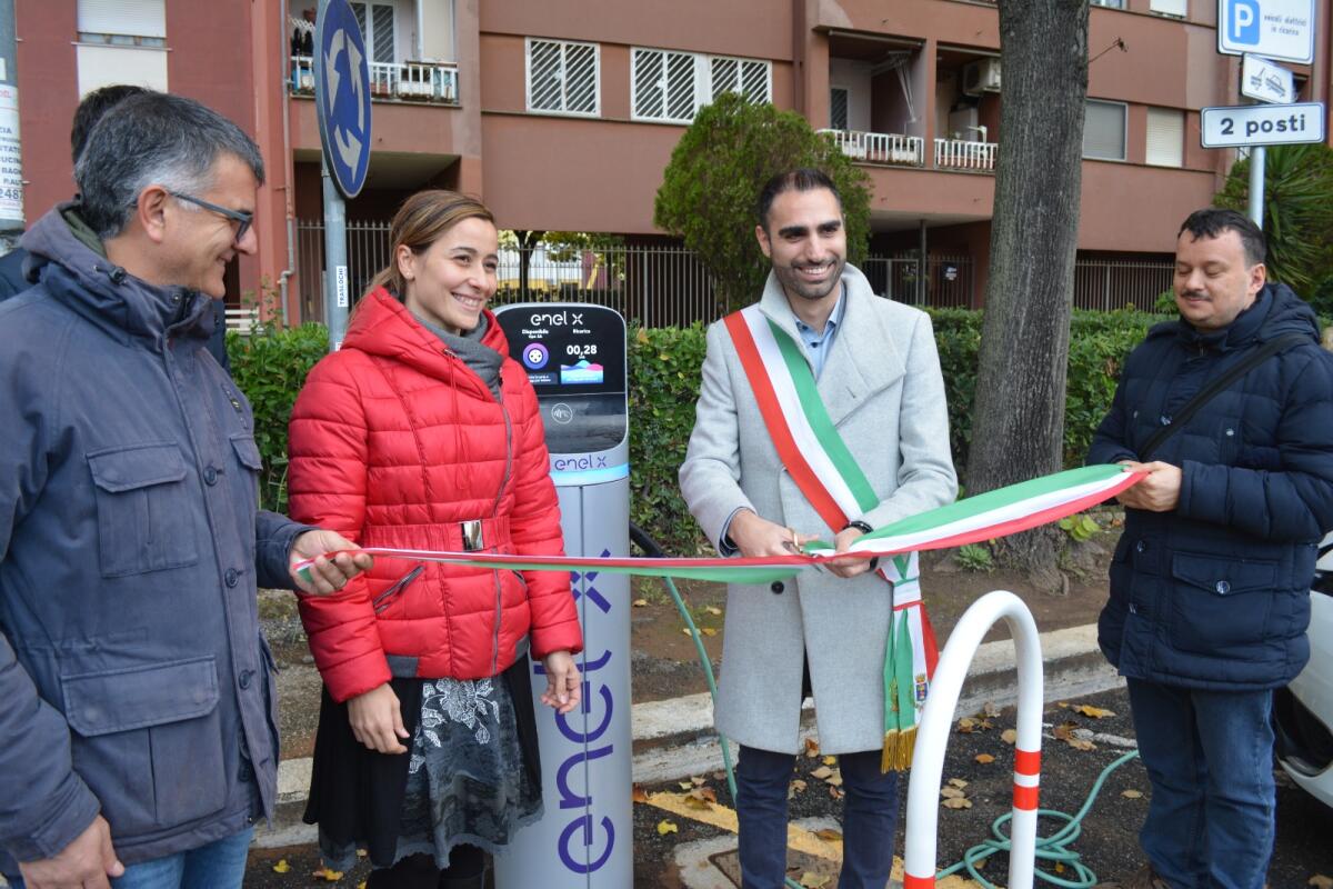 Enel X e Comune di Pomezia rafforzano la collaborazione a favore della mobilità elettrica - 