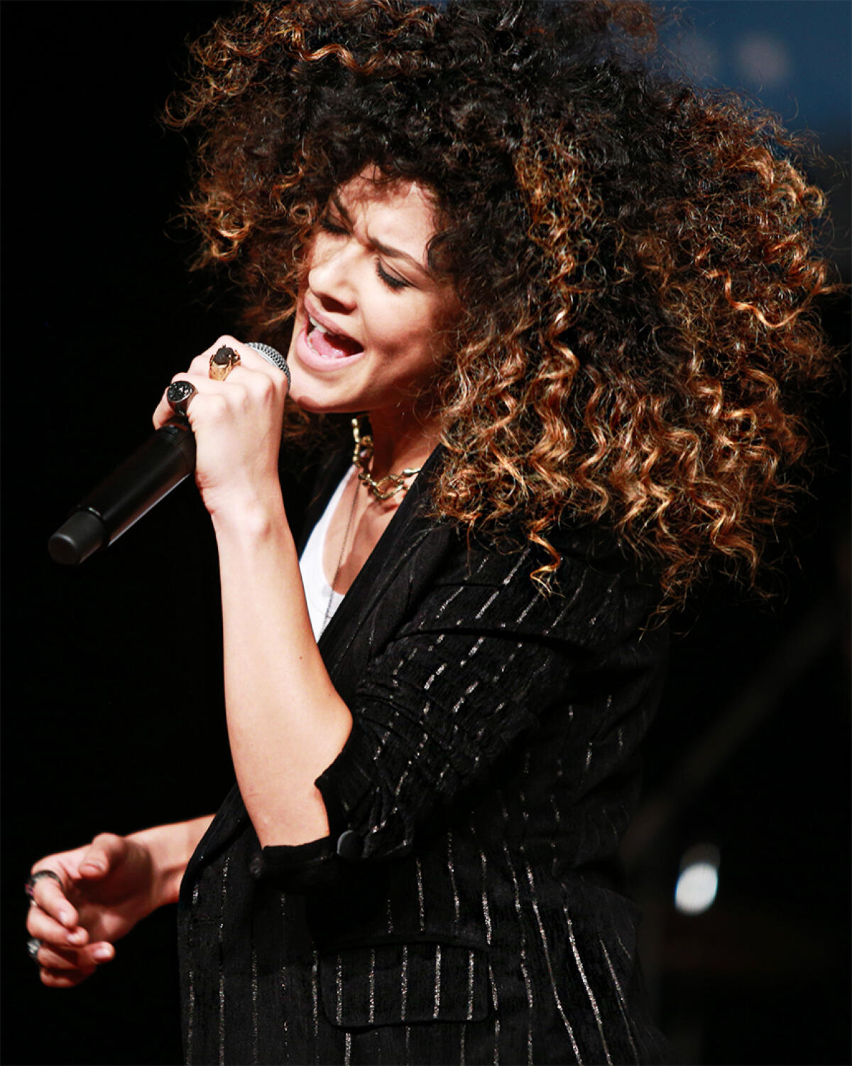 Jaqueline Branciforte da Aprilia vince “Area Sanremo 2019” con il brano “Game Over”. - 