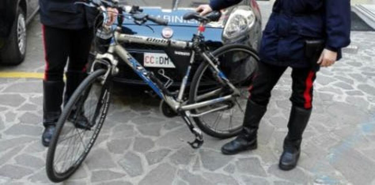 Ruba una bicicletta da un’autorimessa a Terracina, viene sorpreso dai Carabinieri e arrestato. - 