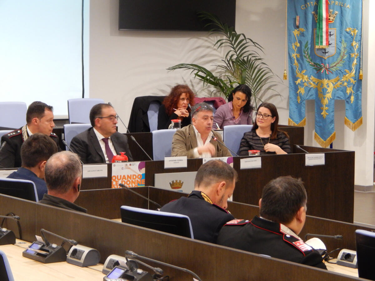 Violenza di genere, ieri l'incontro ad Aprilia dedicato alle donne curde - 