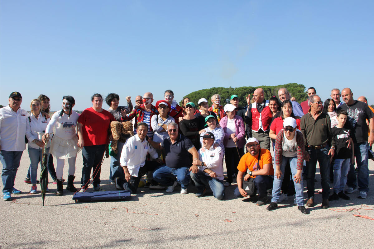 Una giornata di volo per i ragazzi della Comunità Raggio di Sole di Aprilia - 