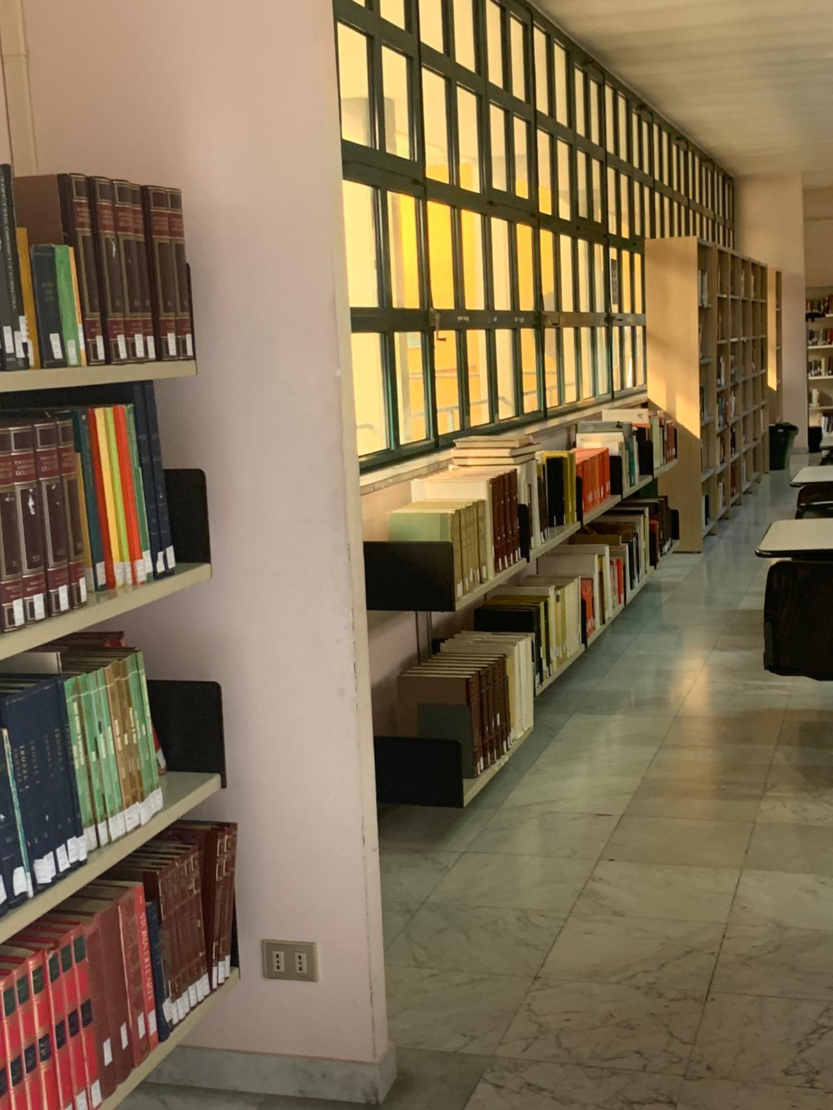 “La Biblioteca di Aprilia abbandonato a se stessa”: la denuncia dei Cittadini Pentastellati e dei Grillini Apriliani. - 