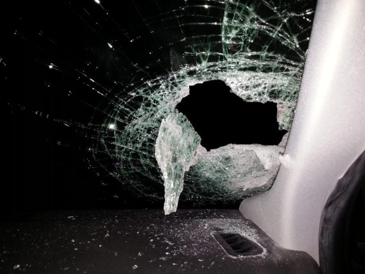 Sassi contro le auto sulla Pontina, nuove segnalazioni IL VIDEO su Fb - 
