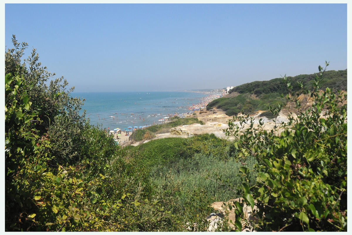 Ennesimo smottamento sulla costa di Anzio, a rischio la villa romana - 
