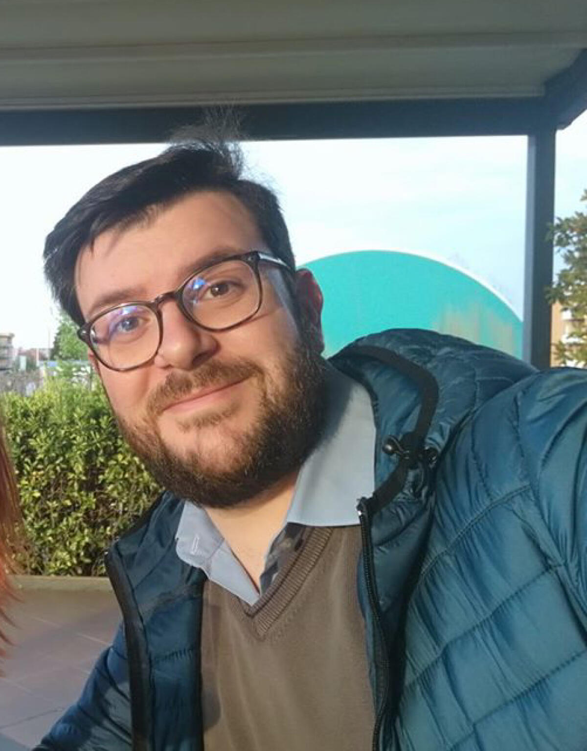 Folla ai funerali di Roberto Fiorentini. Il feretro salutato sulle note di “A mano a mano” di Rino Gaetano e “Love of My Life” dei Queen.   - 