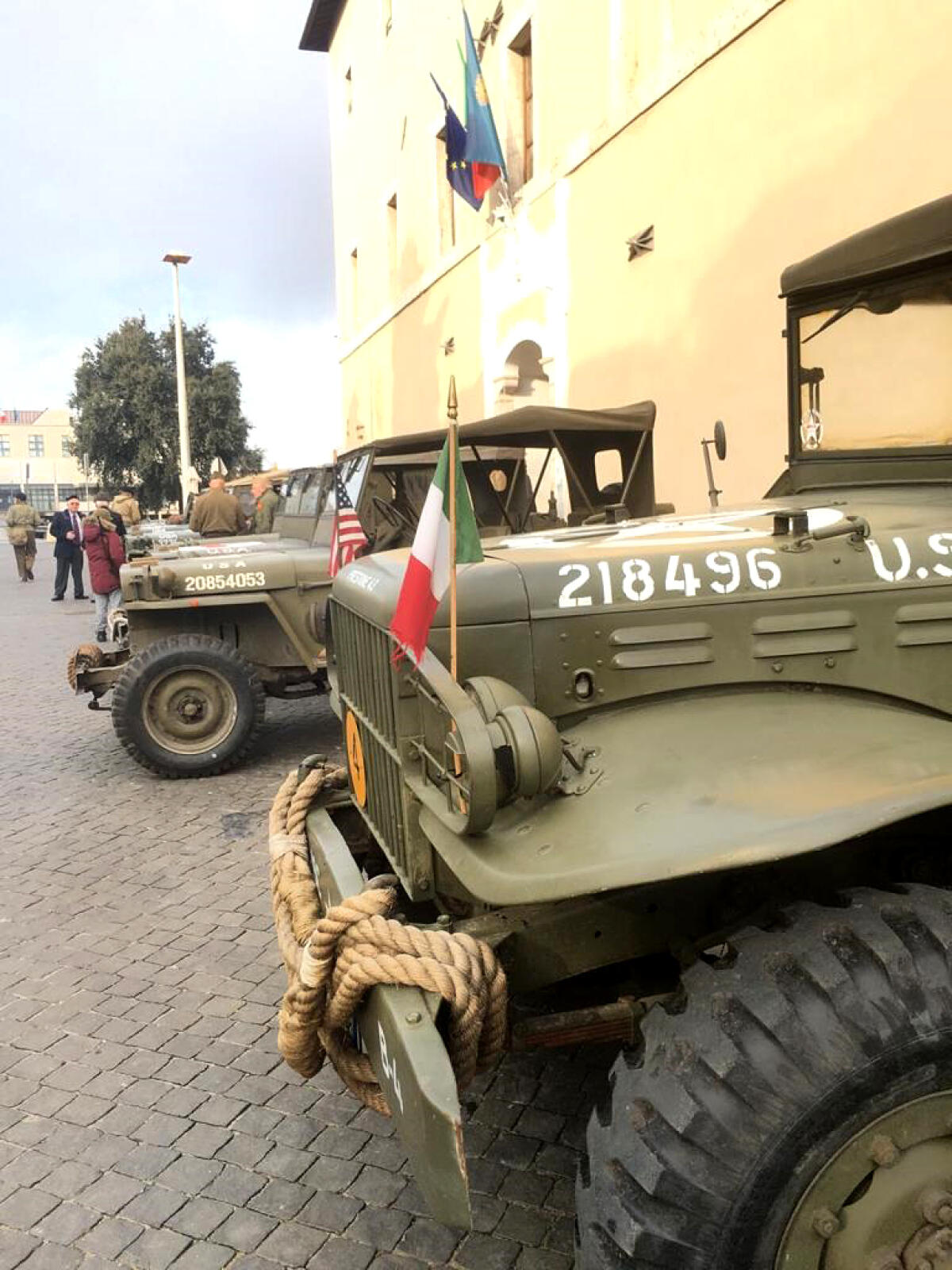 Mezzi bellici d’epoca in ricordo dello Sbarco e della battaglia di Cisterna - 