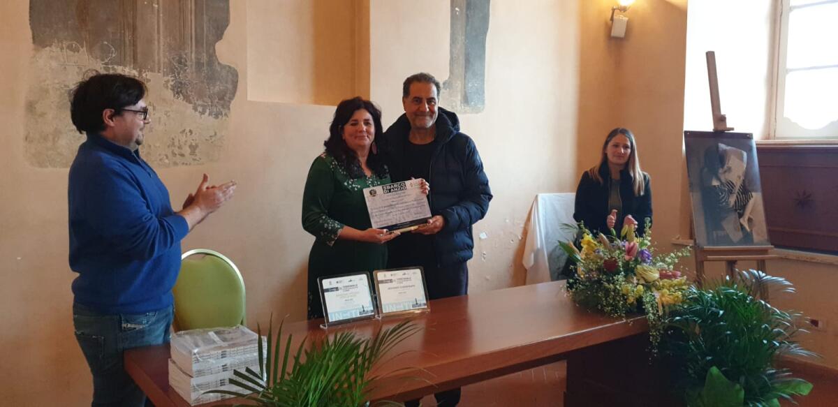 76° dello Sbarco di Anzio, donata alla città un'opera di Marta Valls - 