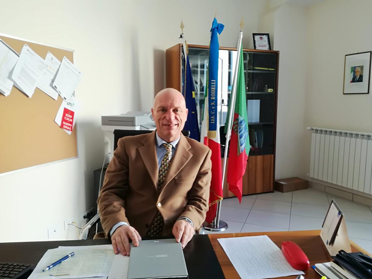 Aprilia - "Le eccellenze del Rosselli", un premio per gli studenti più meritevoli - 