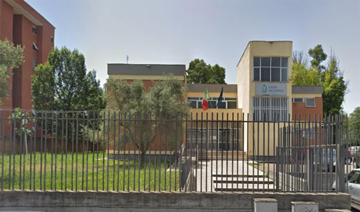 Incursione dei ladri in piena notte all’Ufficio Anagrafe del Comune di Latina: portato via denaro contante. - 
