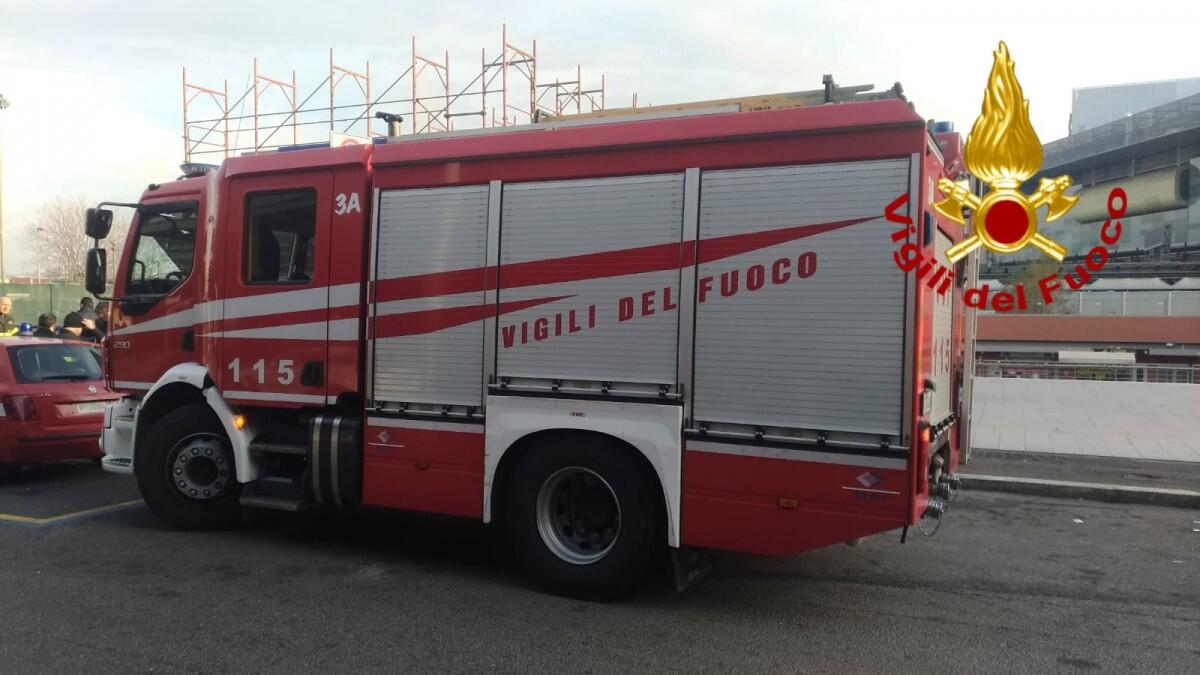 Fuga di gas in una palazzina Genzano, 6 famiglie evacuate per un paio d'ore - 