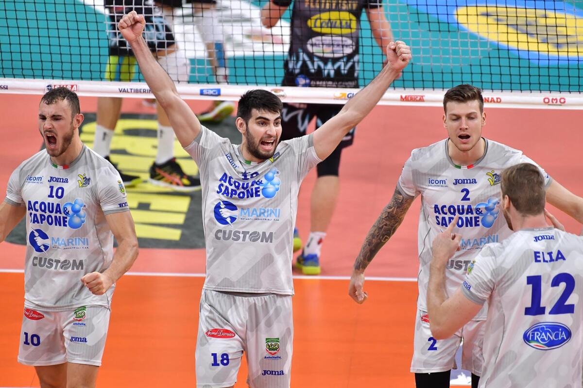 Pallavolo di Superlega:  la Top Volley punta Padova. Si gioca questa domenica alle 18. - 