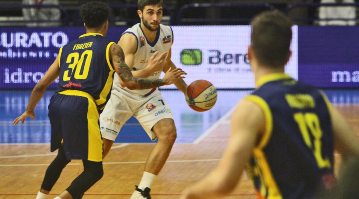 Basket A2 Old Wild West: Latina affronta fuori casa Scafati. Si gioca questa domenica a porte chiuse. - 