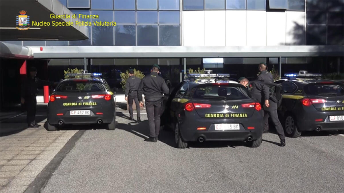 Operazione “Distrazione Fatale” per reati fallimentari: sequestrati beni per oltre 3 milioni di euro; tra questi una villa a Terracina. - 