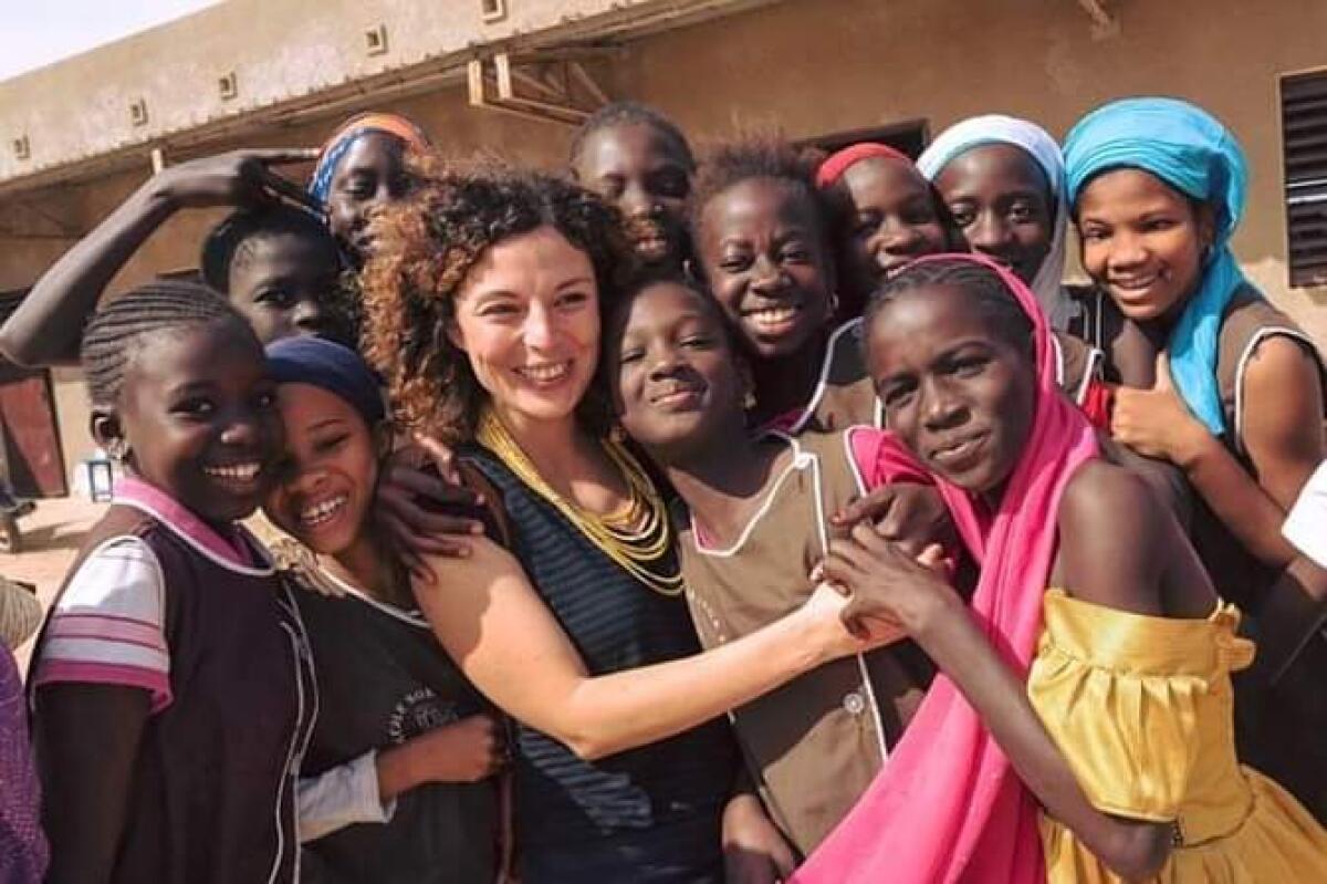 "Una scuola per Elena, musica solidale", l'evento all'ex Mattatoio di Aprilia per raccogliere fondi - 