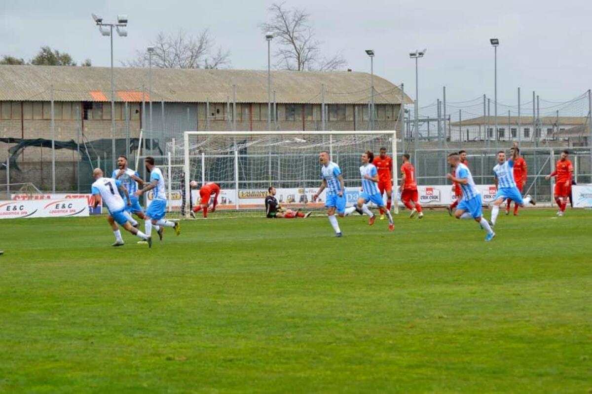Calcio - Serie D - L'Aprilia Racing pareggia ancora, 1-1 con il Lanusei - 