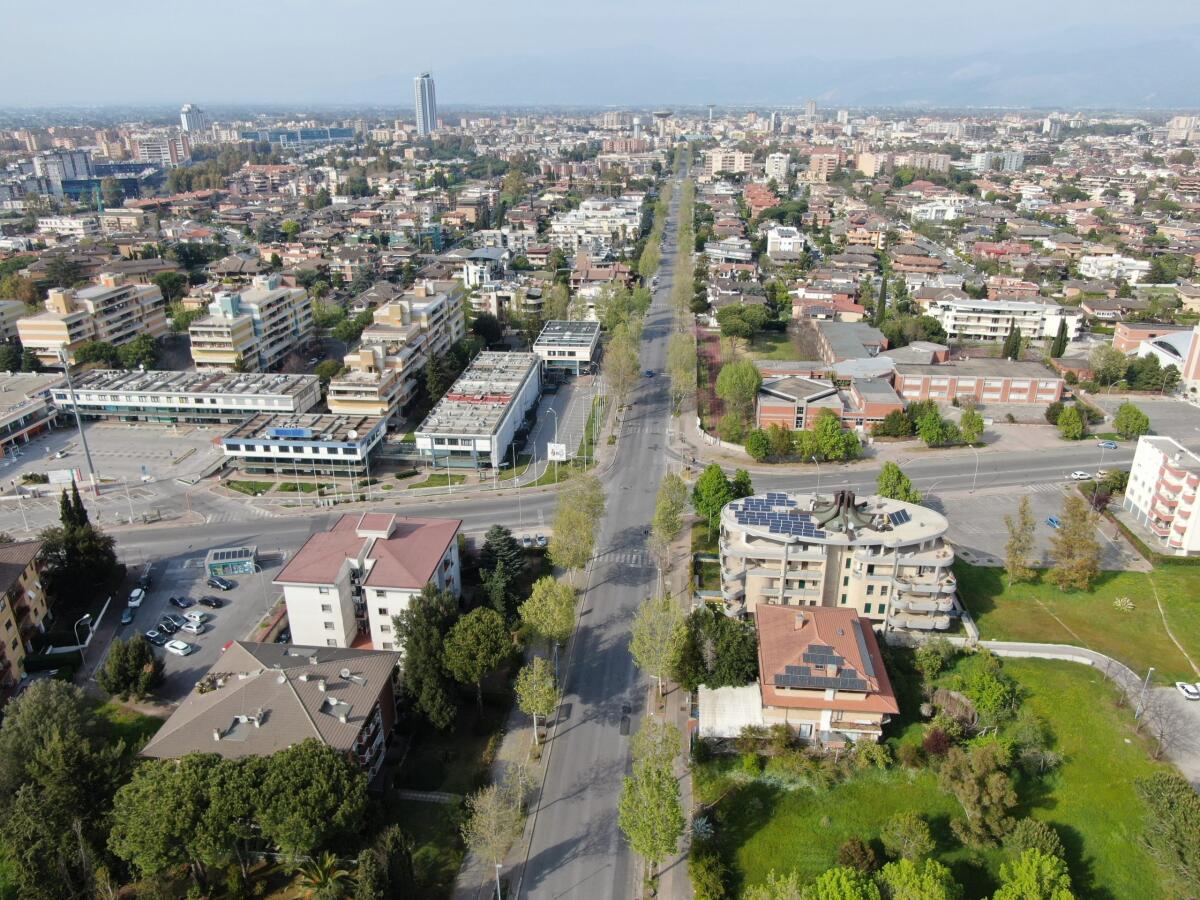 Latina, riprendono i lavori di manutenzione ordinaria sulle strade - 