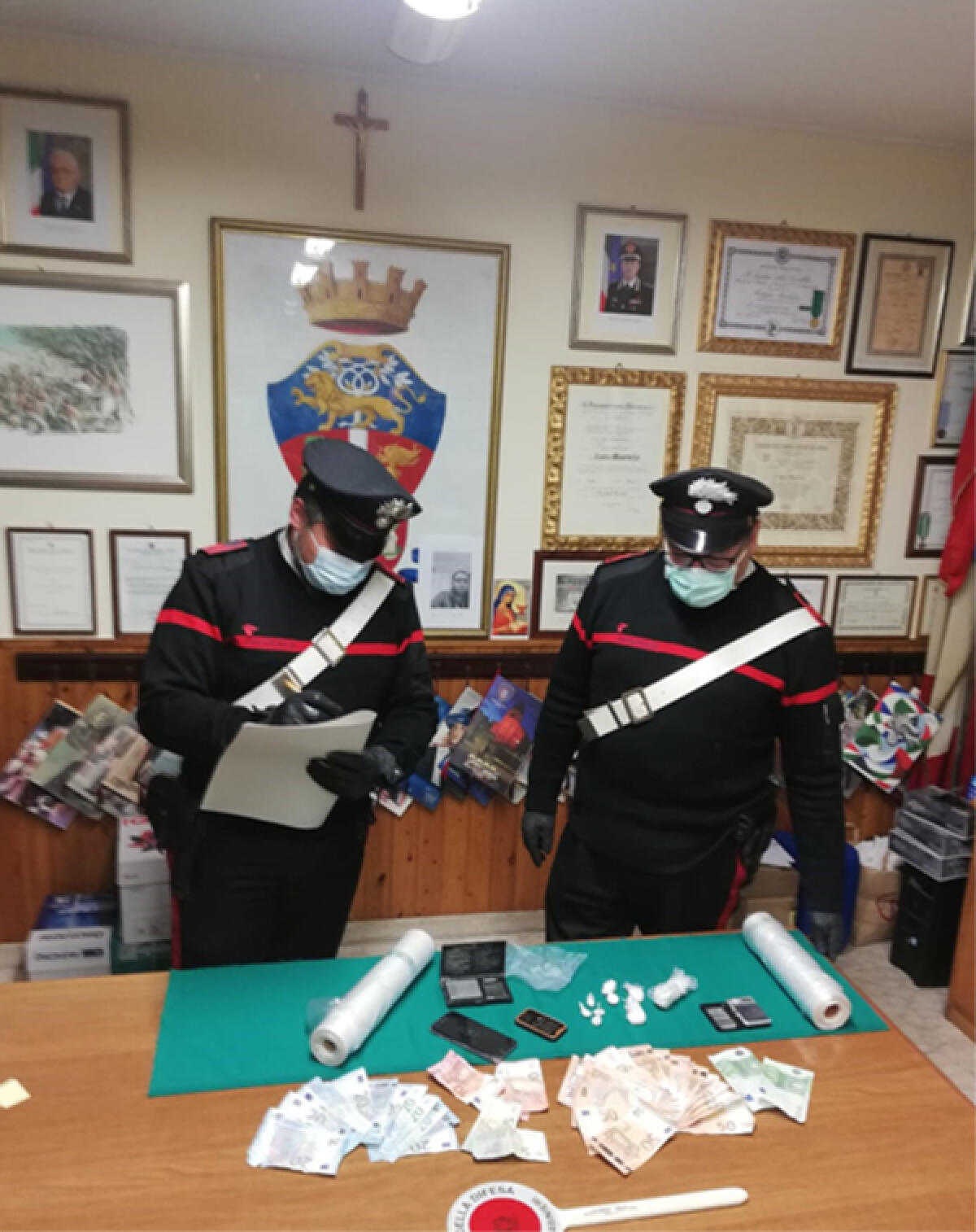 Spaccio di droga, un arresto e una denuncia nel sud pontino - 