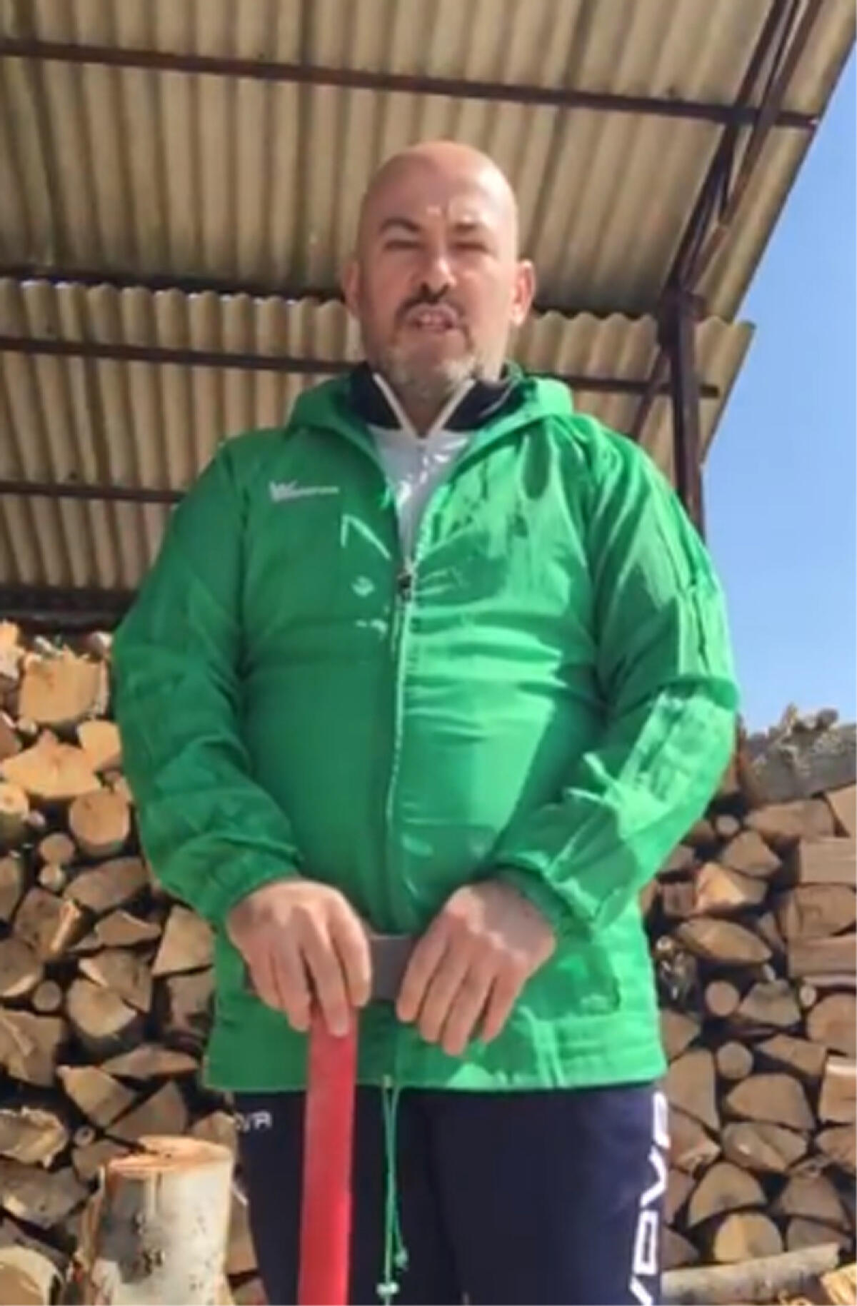 L'assessore di Terracina in un VIDEO: "Tranvate alle caviglie a chi non rispetta le regole" - 