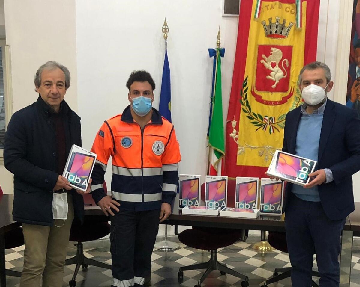 Cori, l'istituto Chiominto acquista 70 tablet per gli studenti in difficoltà - 