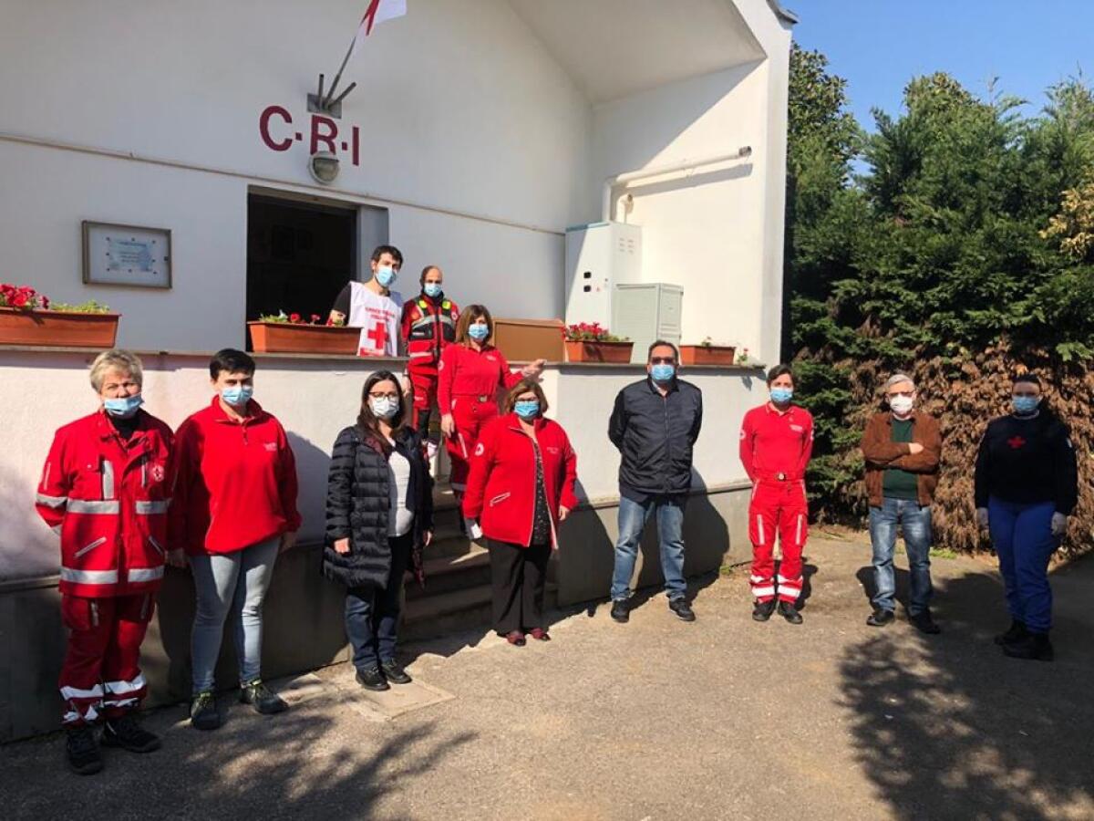 APRILIA – Il Sindaco Terra e gli assessori Barbaliscia e Caracciolo incontrano i volontari in prima linea per questa emergenza sanitaria. - 