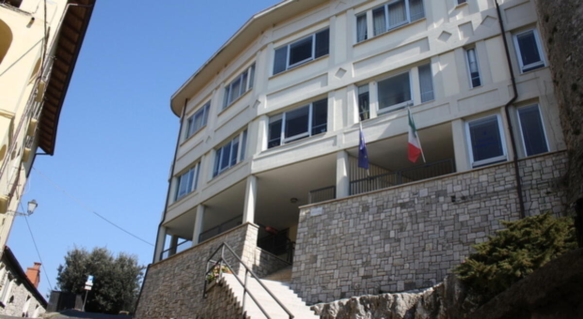 Il Comune di Lenola dona “un abbraccio al cioccolato”: 360 uova di Pasqua per tutti i bimbi. - 