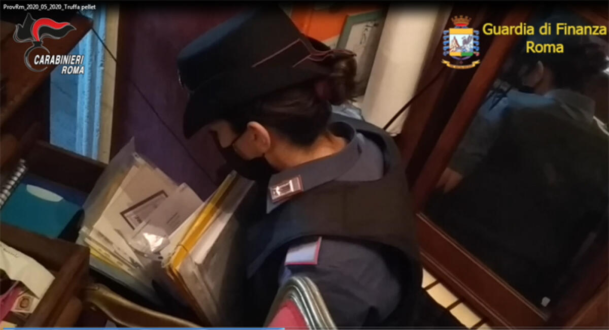 Truffa nella vendita di pellet online: Finanza e Carabinieri eseguono 4 arresti tra Anzio e Nettuno. - 