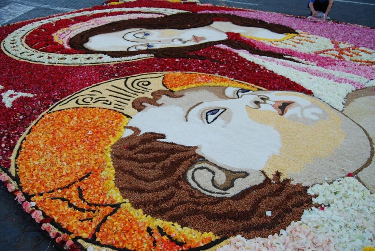 Aprilia partecipa al contest per la più bella infiorata d'Italia, "Votate" - 