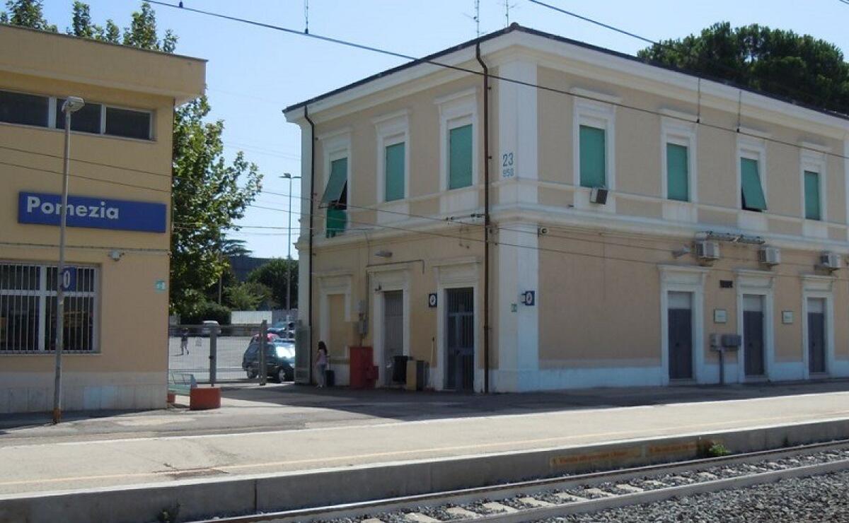 La stazione ferroviaria di Santa Palomba si prepara ad un restyling - 