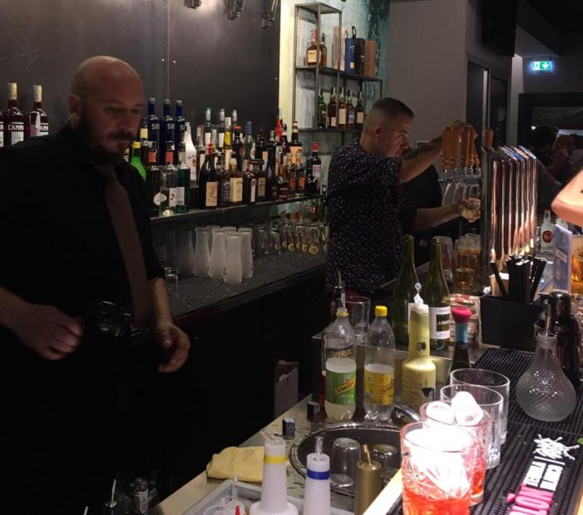 APRILIA – Questo venerdì 22 maggio si riparte in tutta sicurezza al “Trentasei Food e Drink Music”. - 