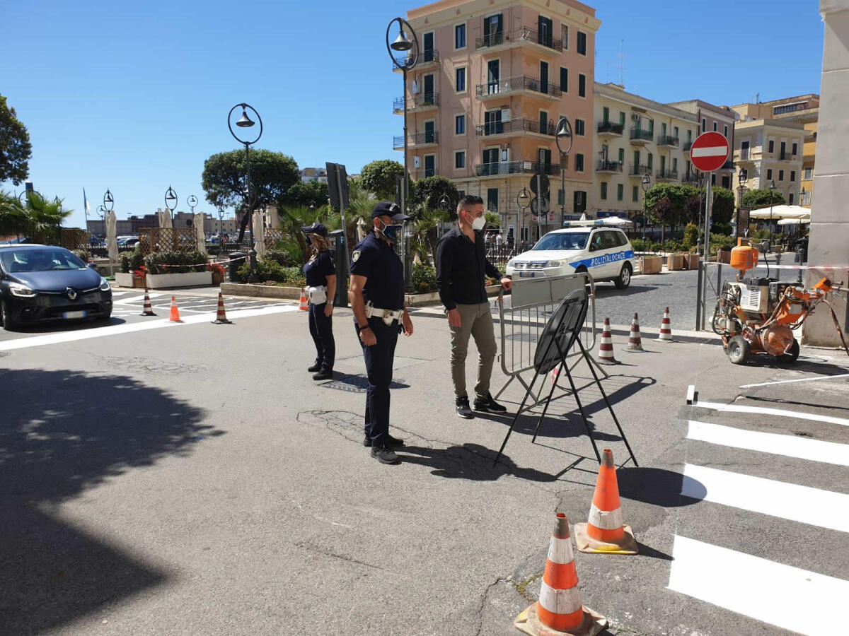 Ultimati i lavori per la nuova segnaletica orizzontale nel centro storico di Anzio. - 