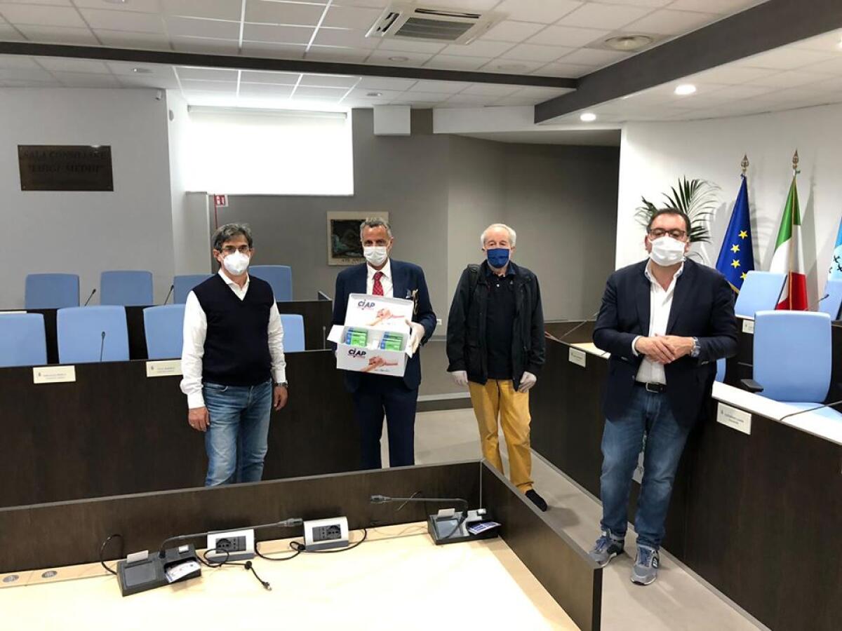 Gli Industriali di Aprilia donano 5 mila euro di buoni spesa alla città - 